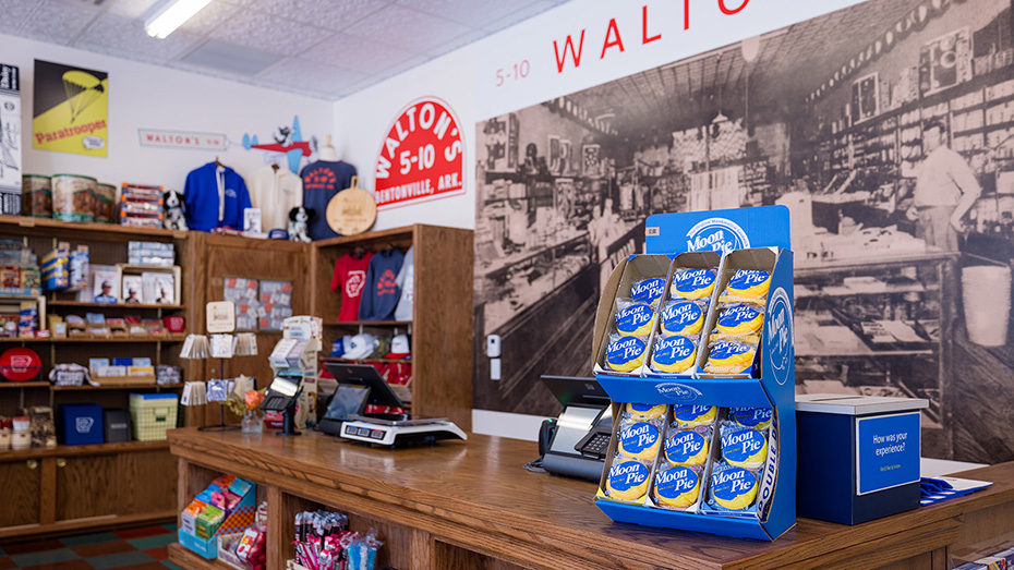 Image of 5&10 store interior