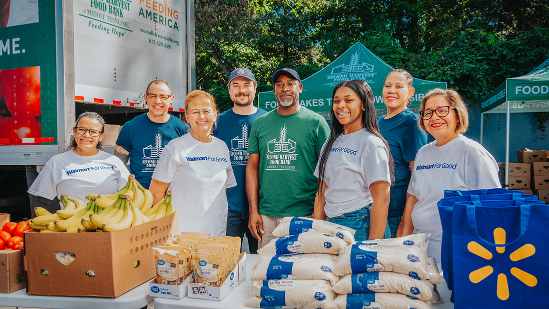 Group of Volunteers from Walmart and Second Harvest Food Bank