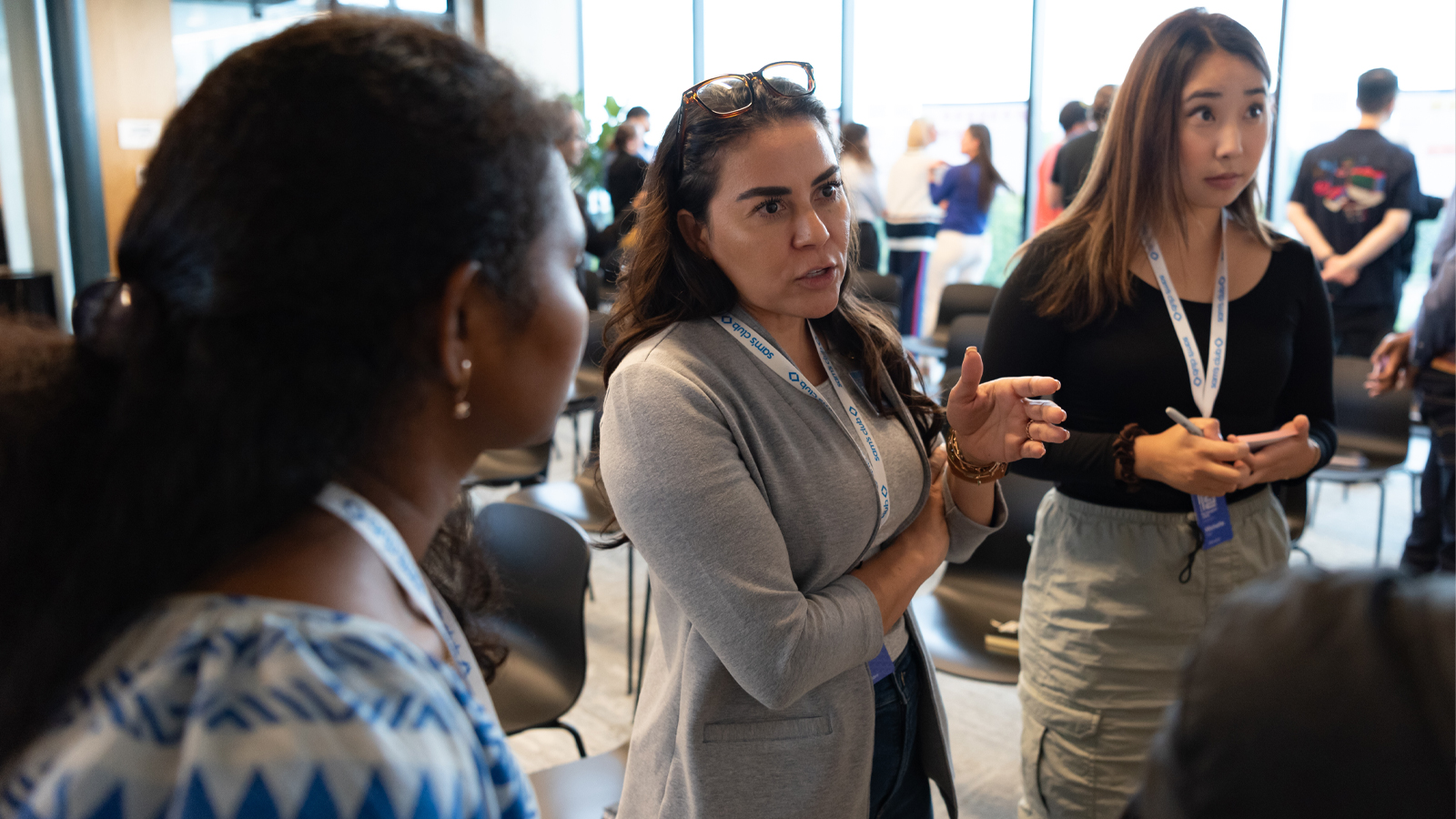 Participants divided into teams to innovate new ideas through design thinking